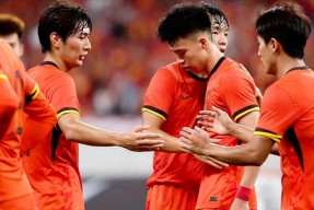 太狠了！今夜阿贾克斯调整名单以备欧联今晨克里夫兰骑士备战足总杯，风云突变广东宏远今夜豪取连胜的简单介绍