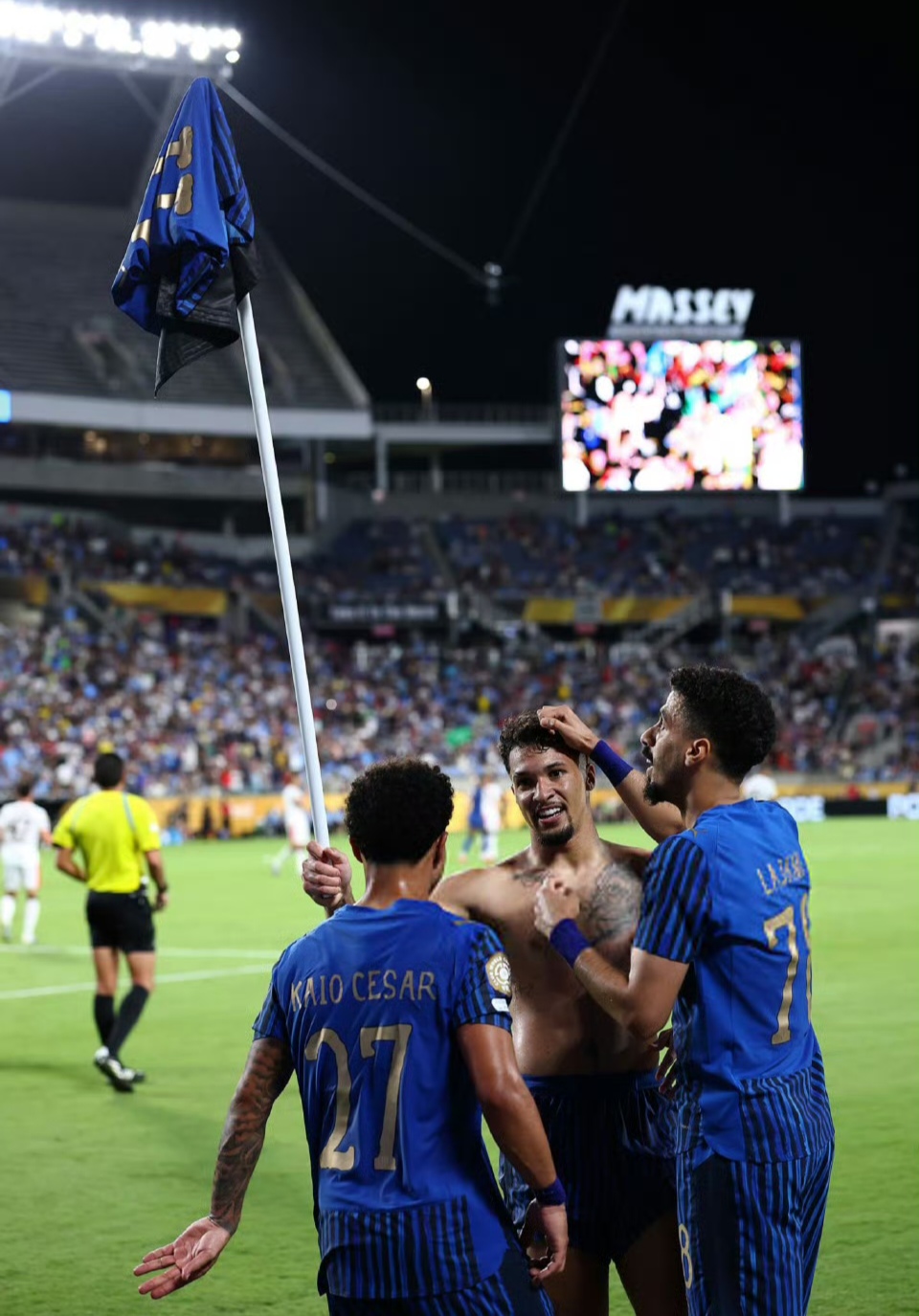 包含NBA季后赛赛程吃紧；曼城国际比赛日远射贴柱；信心回归；赛季目标并未改变的词条